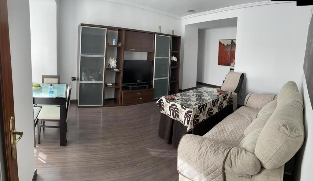 ウベダ Vivienda Con Fines Turisticos Salvadorヴィラ エクステリア 写真