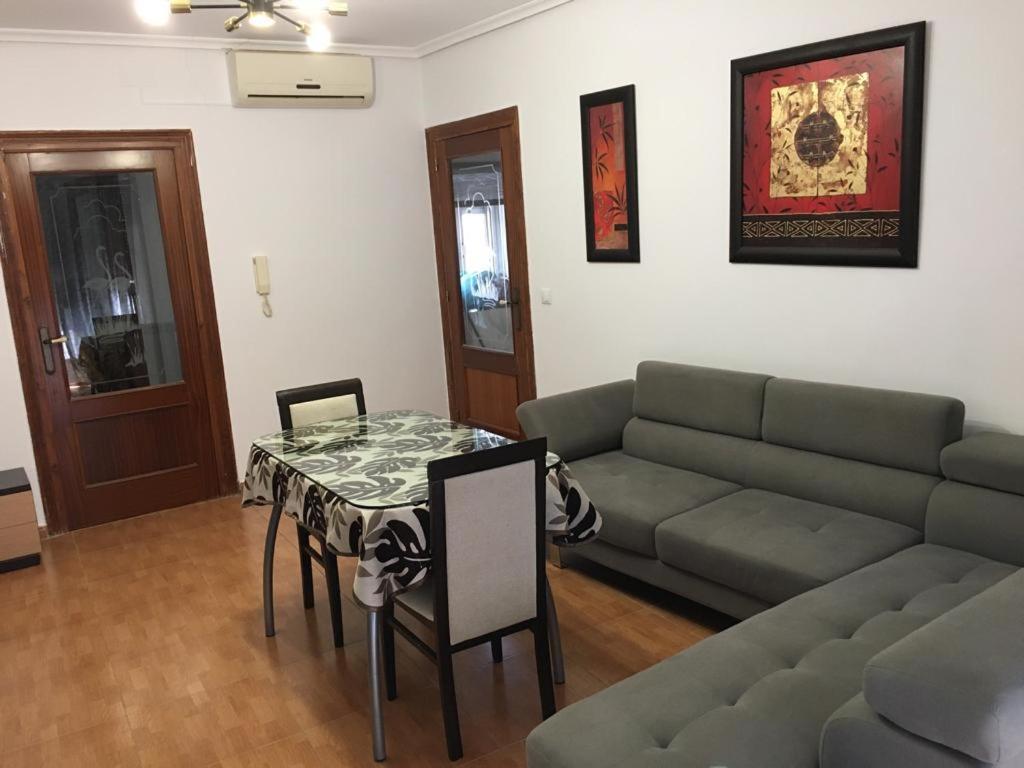 ウベダ Vivienda Con Fines Turisticos Salvadorヴィラ エクステリア 写真